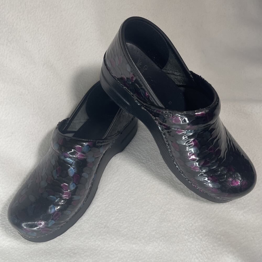 DANSKO Women's Stone Pebble Purple/Blue/Silver Multi Color Clogs Size 39/8-8.5